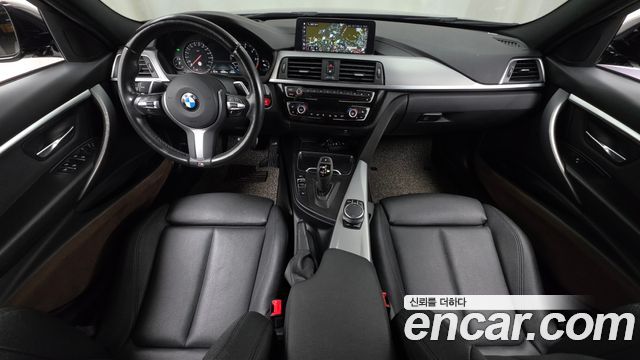 BMW 3-Series 2018 — photo 10