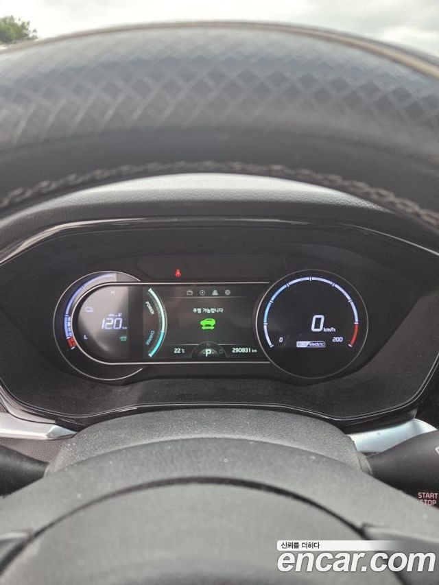 Kia Niro 2023 — photo 10