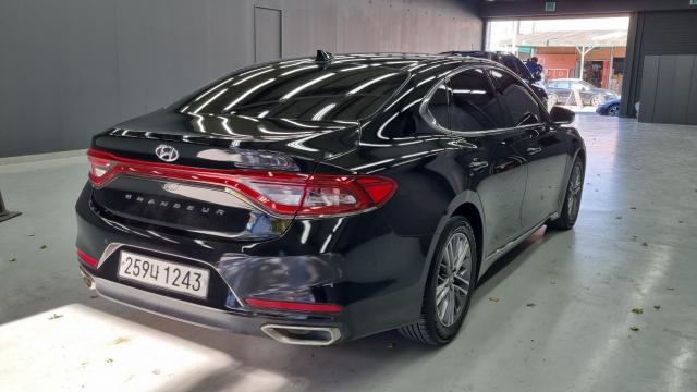 Hyundai Grandeur 2018 — photo 2