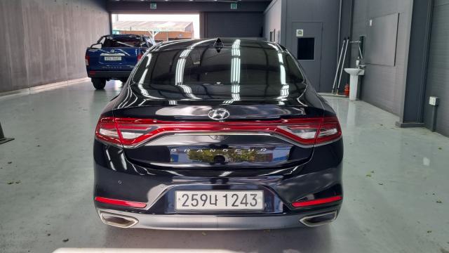 Hyundai Grandeur 2018 — photo 4