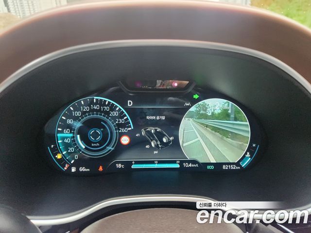 Genesis G80 2022 — photo 17