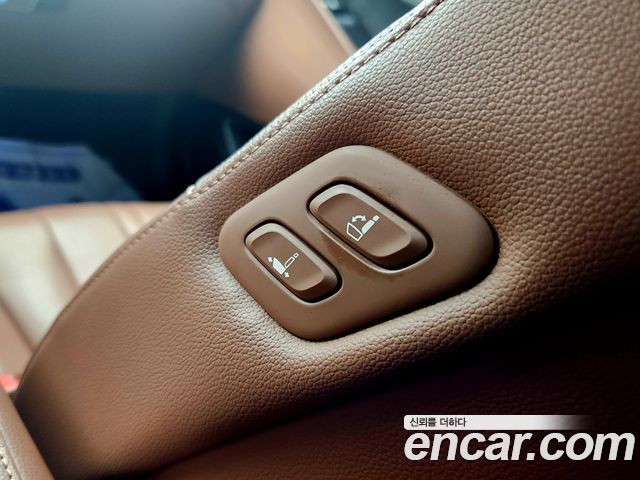 Genesis G80 2022 — photo 18