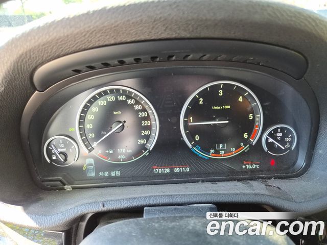 BMW X3 2016 — photo 9
