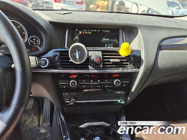 BMW X3 2016 — photo 14