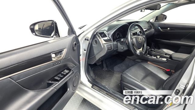 Lexus GS 2013 — photo 10