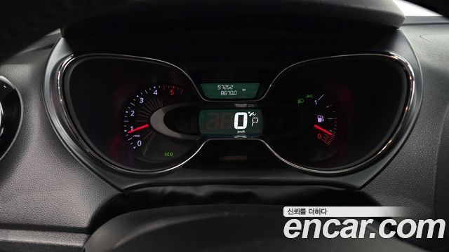 Renault Korea QM3 2017 — photo 8
