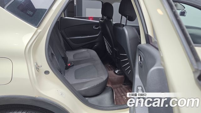 Renault Korea QM3 2017 — photo 12