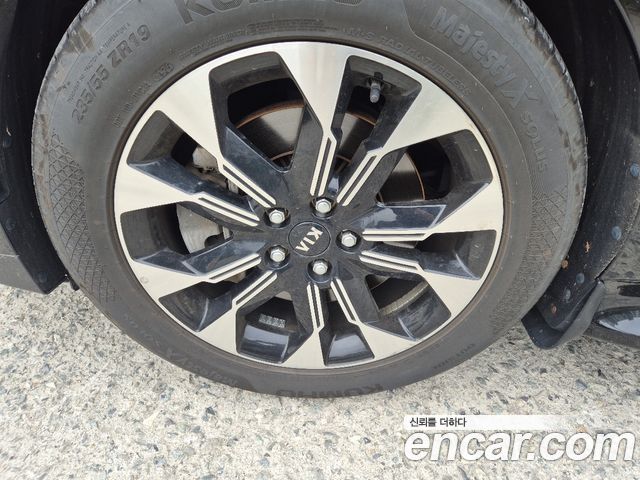 Kia Canival 2021 — photo 6