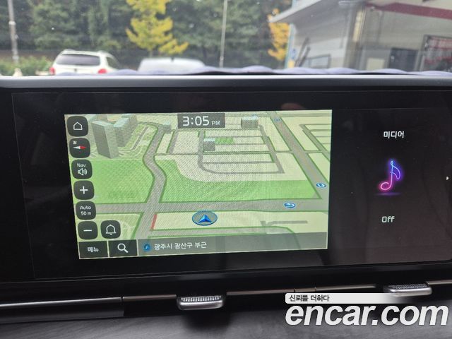 Kia Canival 2021 — photo 10
