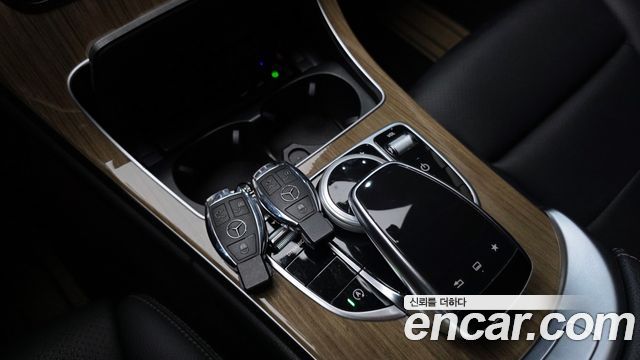 Mercedes-Benz C-Class 2016 — photo 17