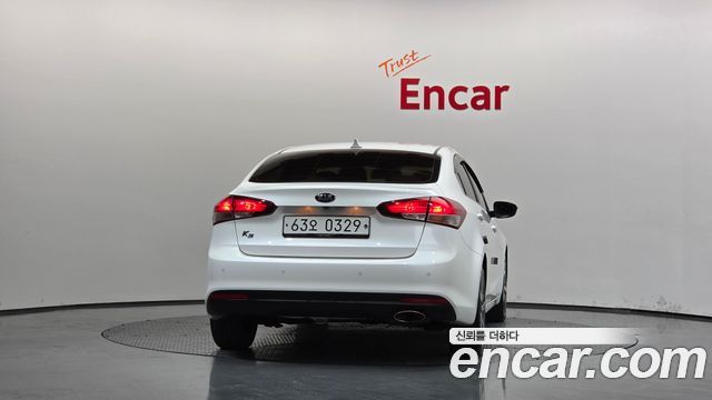 Kia K3 2017 — photo 4