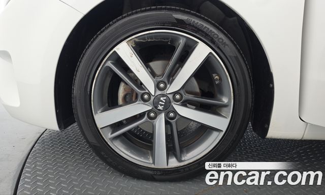 Kia K3 2017 — photo 5