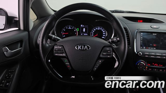 Kia K3 2017 — photo 19