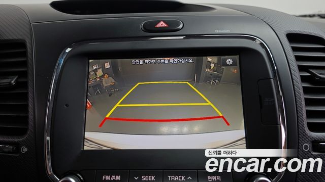 Kia K3 2017 — photo 20
