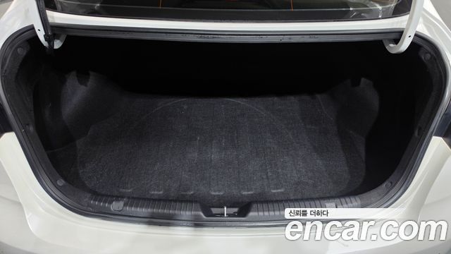 Kia K3 2017 — photo 21