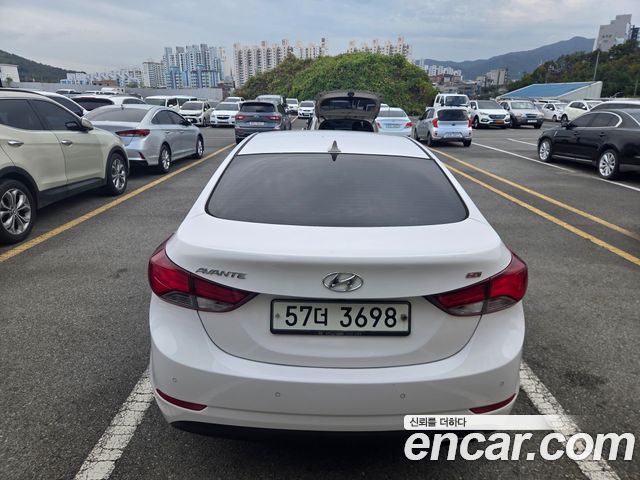 Hyundai AVANTE 2015 — photo 5