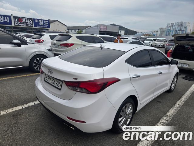 Hyundai AVANTE 2015 — photo 6