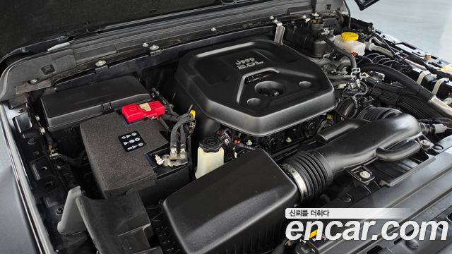 Jeep Wrangler 2022 — photo 6