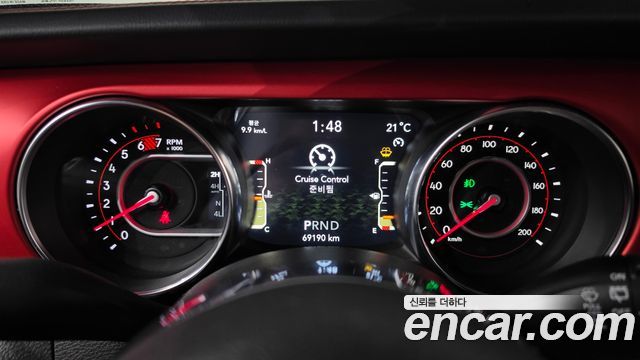 Jeep Wrangler 2022 — photo 11