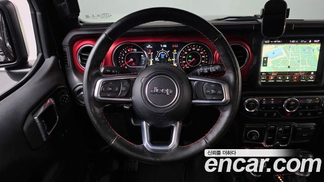 Jeep Wrangler 2022 — photo 18