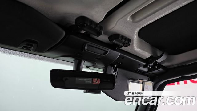 Jeep Wrangler 2022 — photo 24