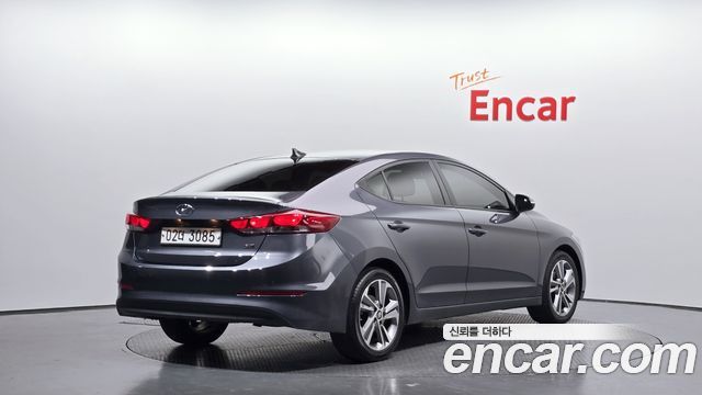 Hyundai AVANTE 2017 — photo 2
