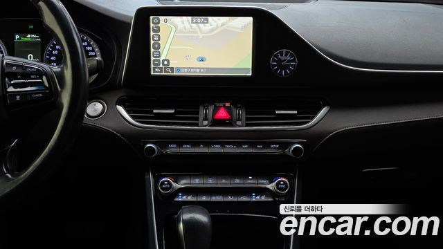 Hyundai Grandeur 2018 — photo 19