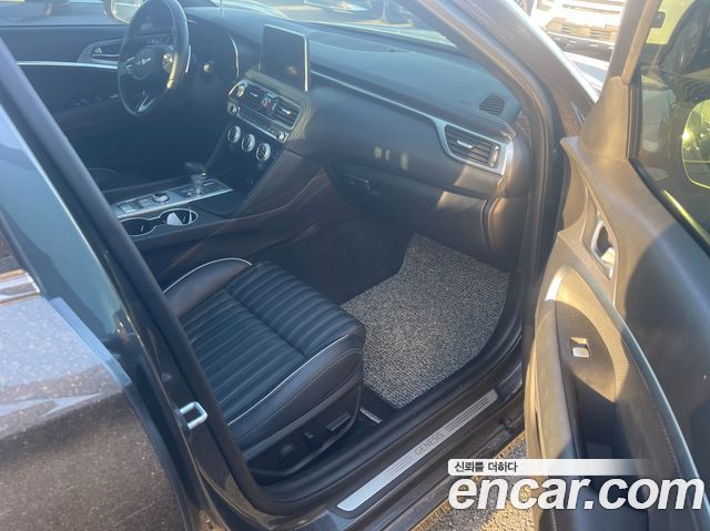 Genesis G70 2018 — photo 14