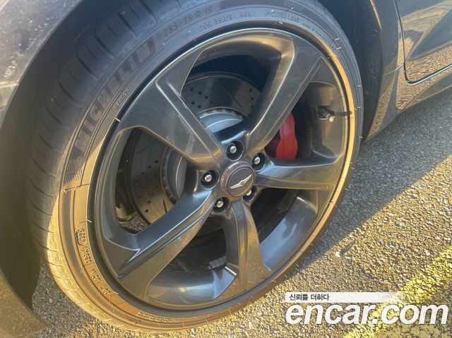 Genesis G70 2018 — photo 16