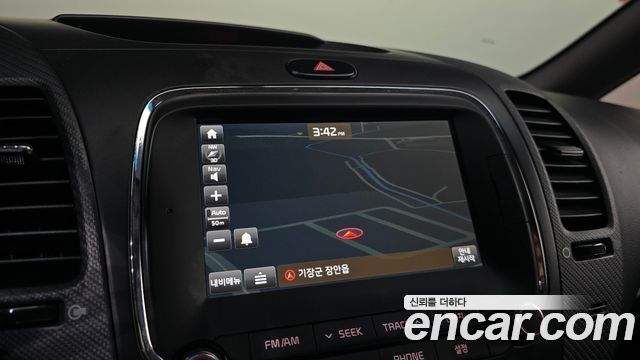 Kia K3 2017 — photo 16