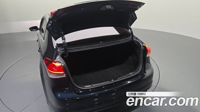 Kia K3 2017 — photo 20