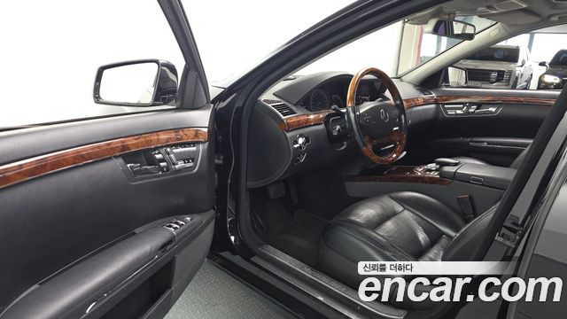 Mercedes-Benz S-Class 2010 — photo 13