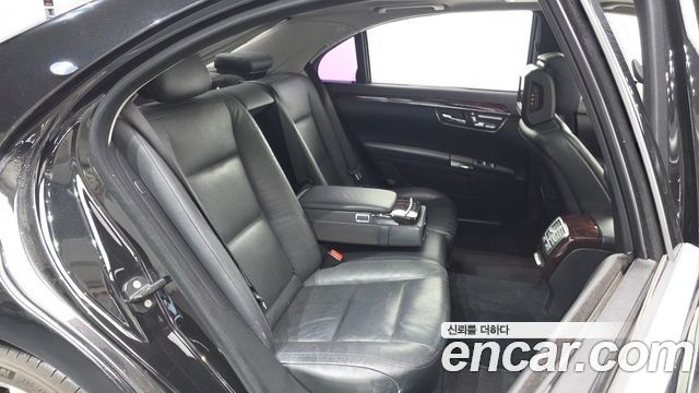 Mercedes-Benz S-Class 2010 — photo 17
