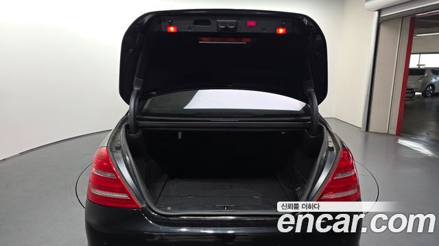Mercedes-Benz S-Class 2010 — photo 26
