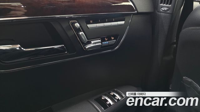 Mercedes-Benz S-Class 2010 — photo 28
