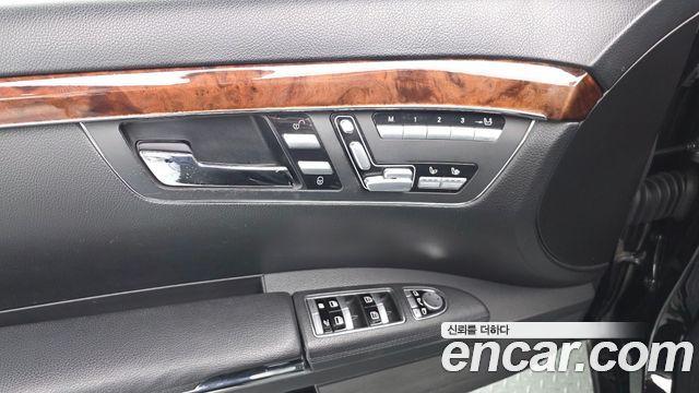 Mercedes-Benz S-Class 2010 — photo 30