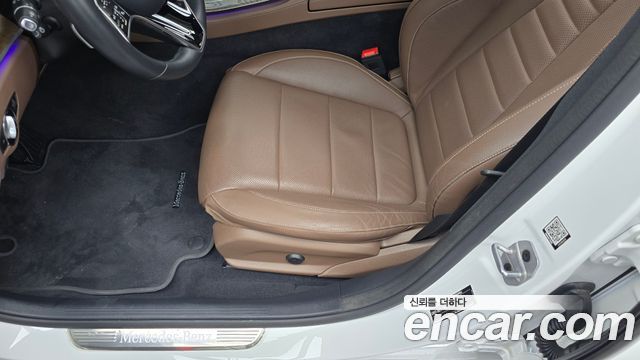 Mercedes-Benz E-Class 2021 — photo 25