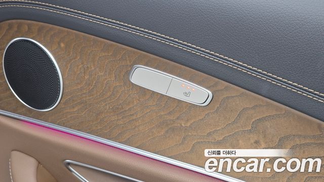 Mercedes-Benz E-Class 2021 — photo 32