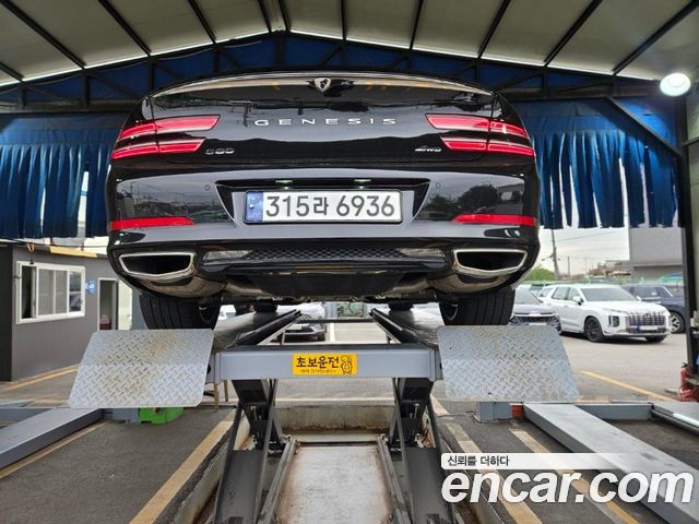 Genesis G80 2023 — photo 2