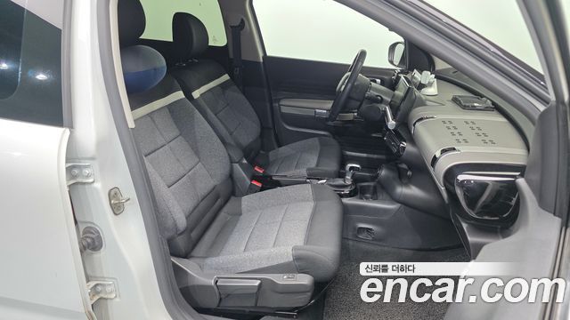 Citroën / DS C4 CACTUS 2019 — photo 17