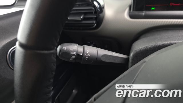 Citroën / DS C4 CACTUS 2019 — photo 32