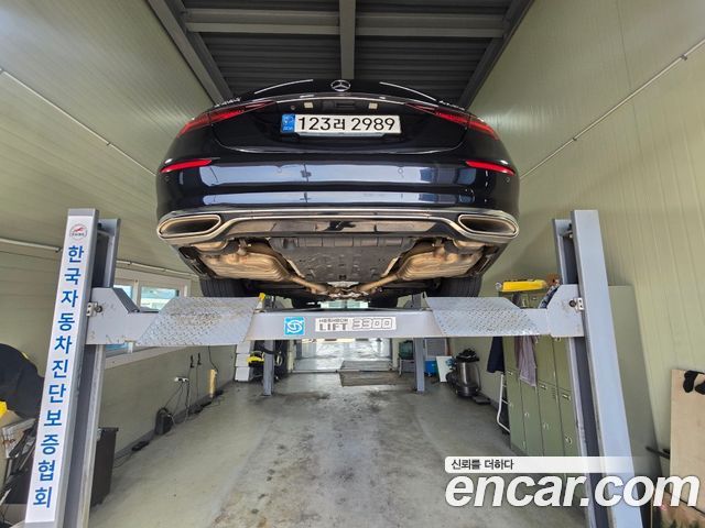 Mercedes-Benz S-Class 2021 — photo 2