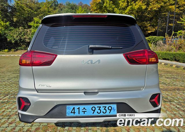 Kia Niro 2023 — photo 5