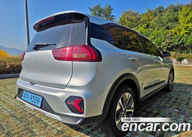 Kia Niro 2023 — photo 6