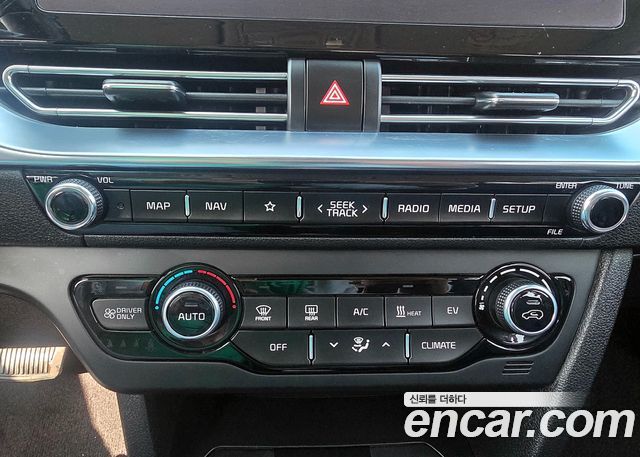 Kia Niro 2023 — photo 14