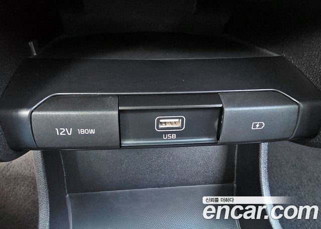 Kia Niro 2023 — photo 15