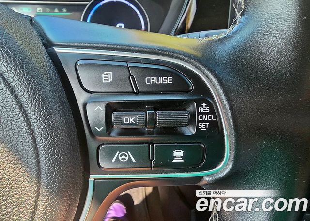 Kia Niro 2023 — photo 17