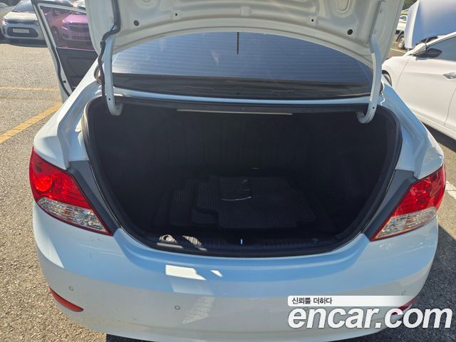 Hyundai Accent 2014 — photo 7