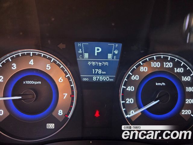 Hyundai Accent 2014 — photo 8