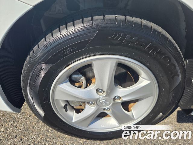 Hyundai Accent 2014 — photo 10